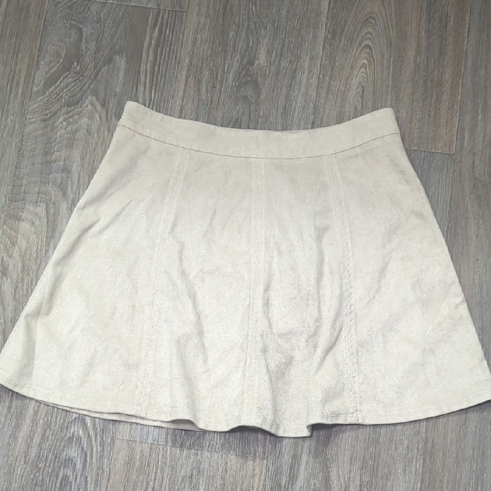 ❤️5/$25 Elegant Cream Women's Skirt